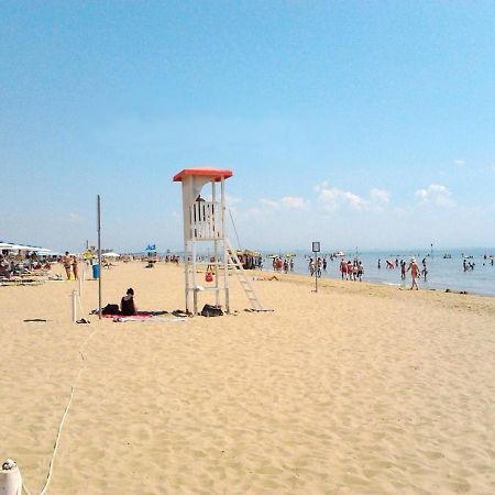 Lucerna Apartments At Sabbiadoro Beach Ліньяно-Сабб'ядоро Екстер'єр фото