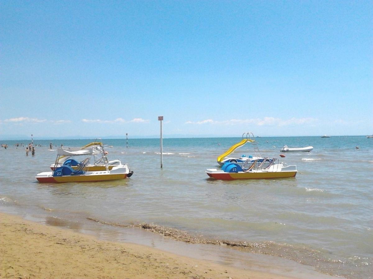 Lucerna Apartments At Sabbiadoro Beach Ліньяно-Сабб'ядоро Екстер'єр фото